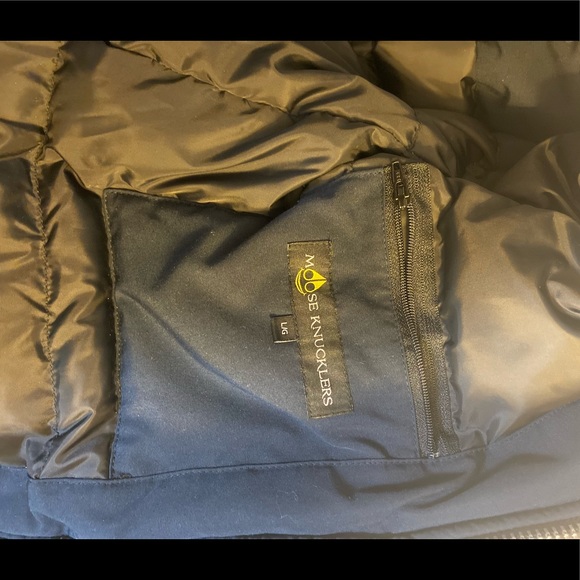 L kids Moose Knuckle jacket. - Picture 3 of 7